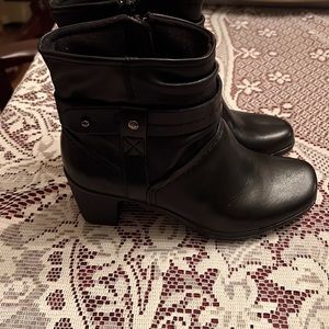 Women’s Earth Origins Ankle Boots